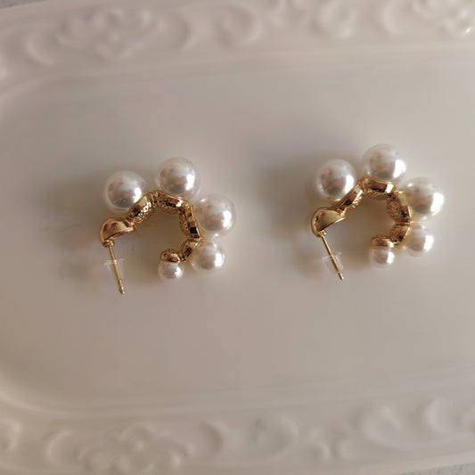 Gold-pearl Hoops
