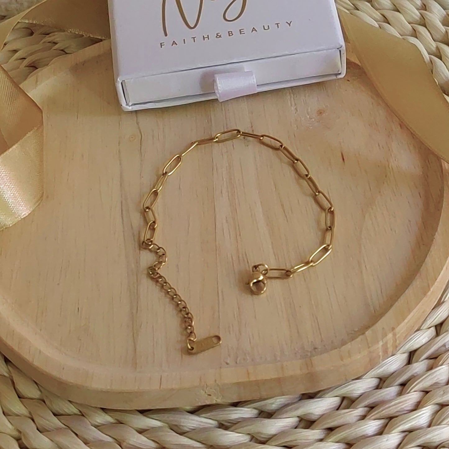 Paperclip bracelet